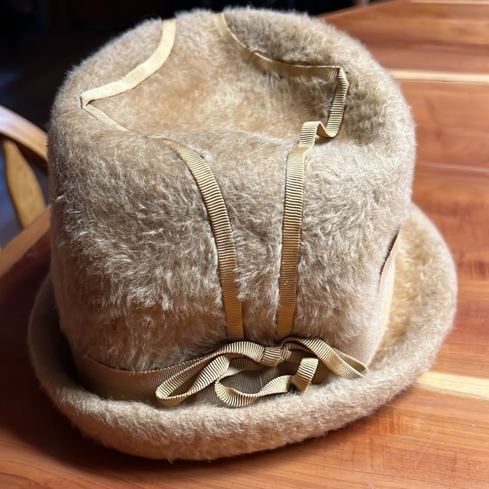 Vintage Vebe Stylish Tan  Fur Fedora Hat - Picture 4 of 6